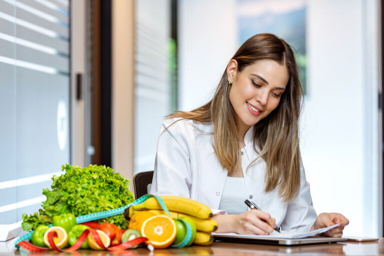 Lo que debes saber de un nutriólogo deportivo