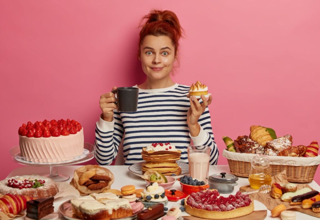 ¿Comes por Ansiedad? 5 estrategias de nuestras nutriólogas para manejar los antojos